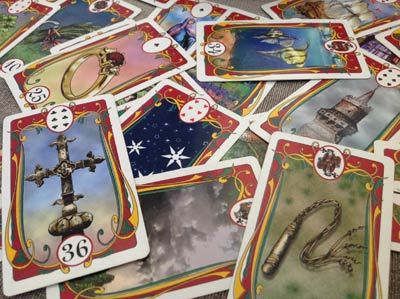 Jogo de búzios e cartas ciganas, não são adivinhação